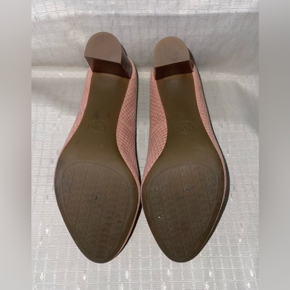 EUC Elegant Pink Suede Block Heel Pumps - Picture 8 of 8